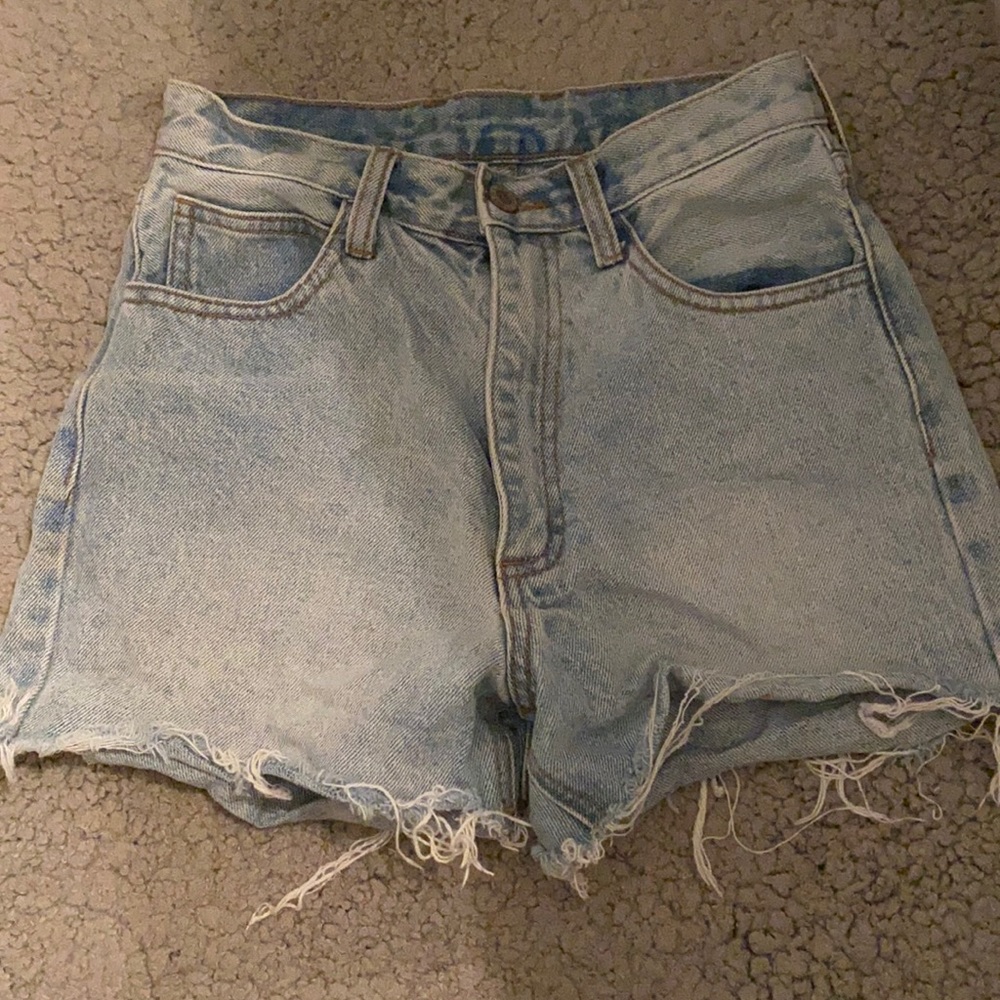 Denim High Wasted Shorts ✨💙